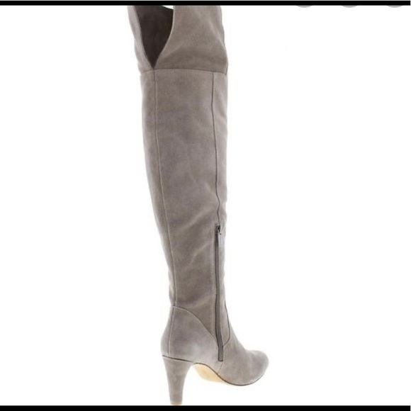 Vince camuto grey suede boots. - Picture 3 of 6
